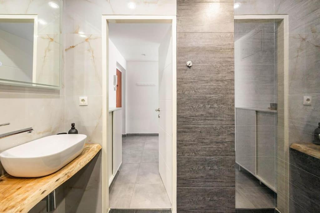 Apartamento Cozy Renovated Close To Schoenbrunn Palace